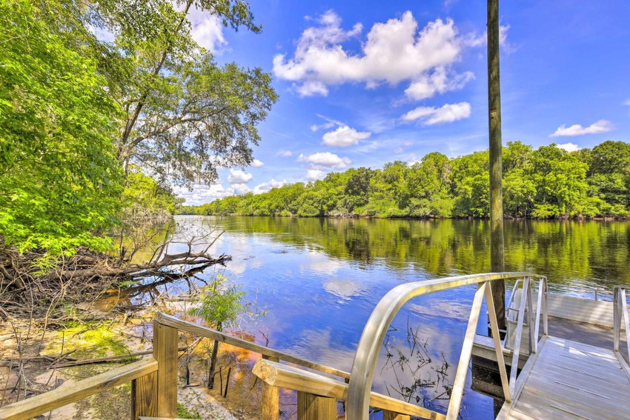 Charming Abode With Dock On The Suwannee River เบลล์ ภายนอก รูปภาพ