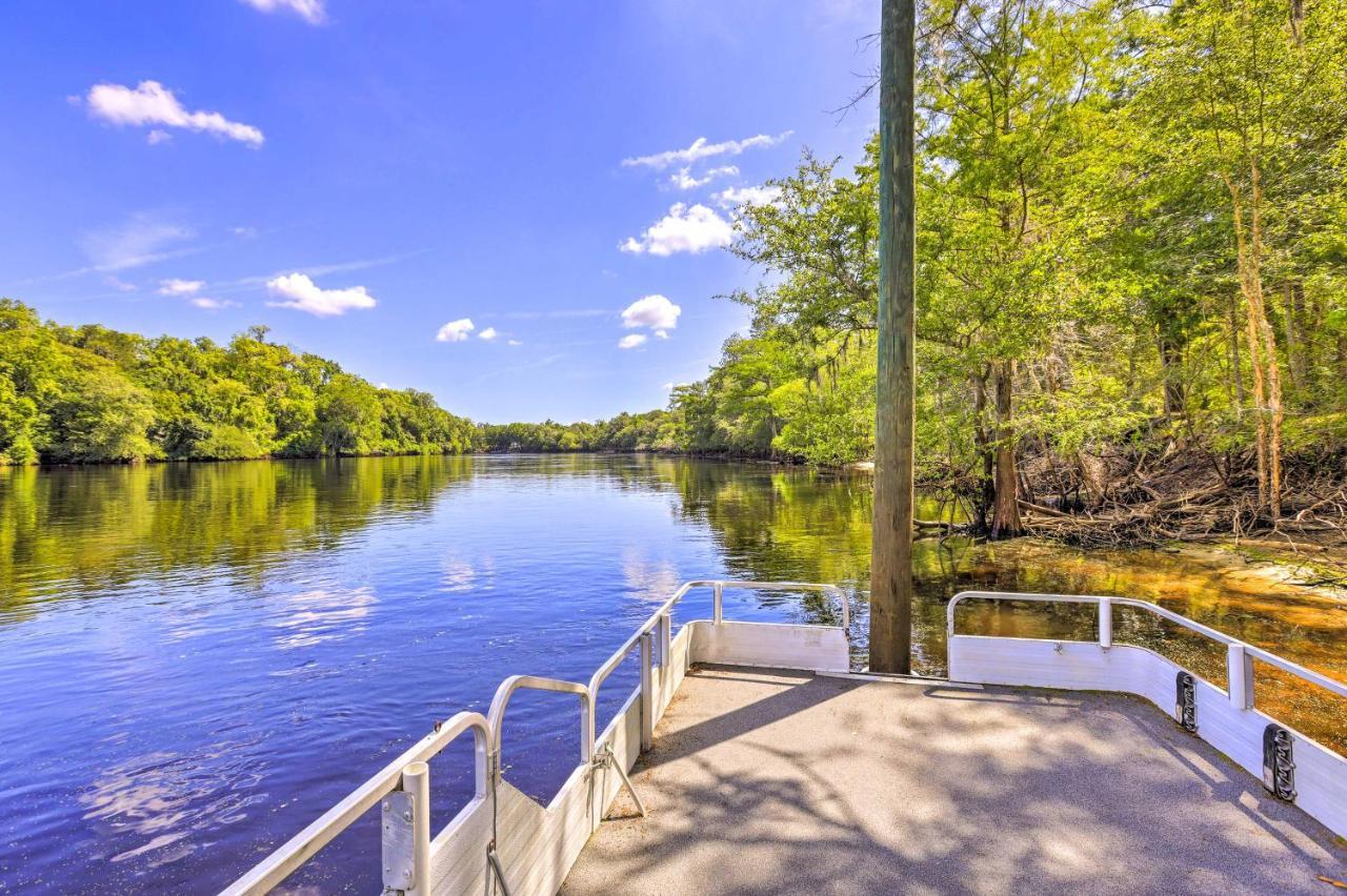 Charming Abode With Dock On The Suwannee River เบลล์ ภายนอก รูปภาพ